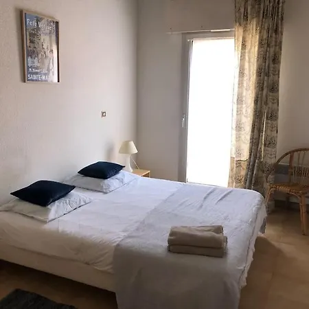 Duplex 6 Pers 200m Centre * Sainte-Maxime