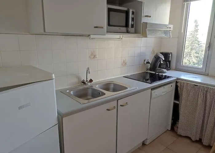 Duplex 6 Pers 200m Centre Sainte-Maxime